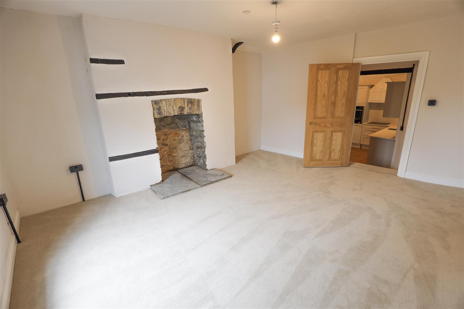 4 The Market Place, 66 High Street, Cowbridge, Vale of Glamorgan, CF71